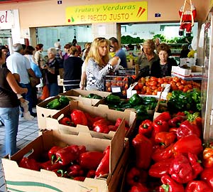 Shopping på marknaden i Santa Cruz